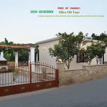 Anna 'S House - Garden Cottage In กิสเซมอส ภายนอก รูปภาพ