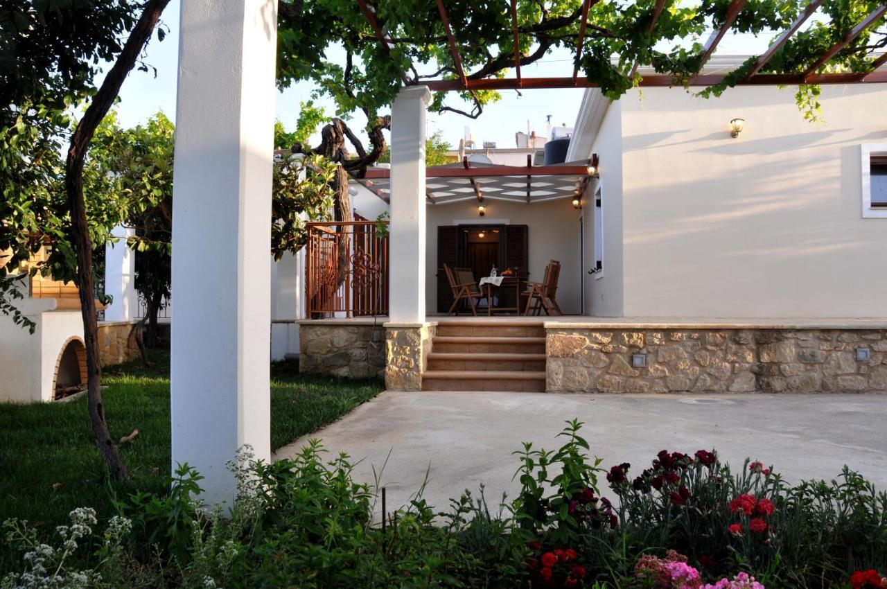 Anna 'S House - Garden Cottage In กิสเซมอส ภายนอก รูปภาพ