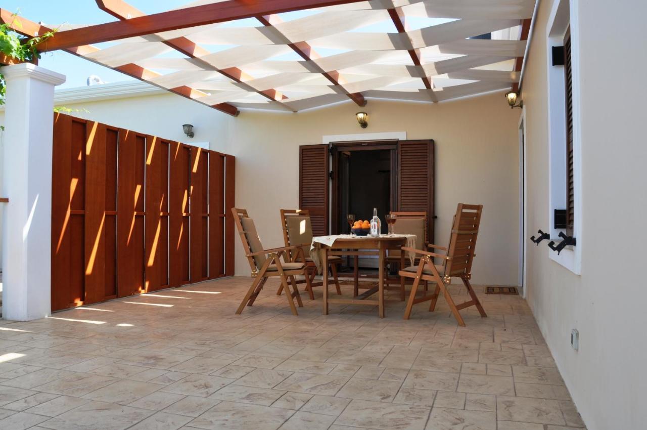 Anna 'S House - Garden Cottage In กิสเซมอส ภายนอก รูปภาพ