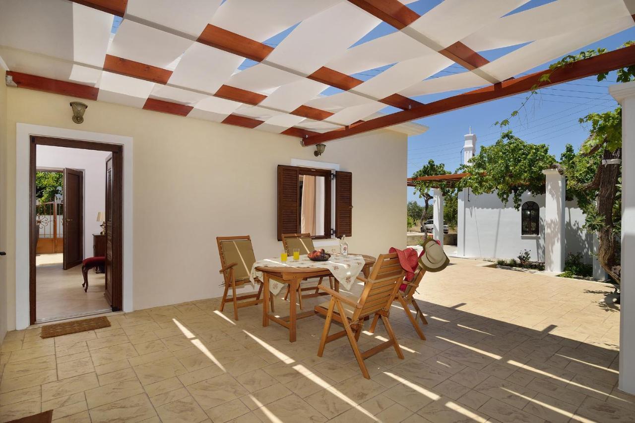 Anna 'S House - Garden Cottage In กิสเซมอส ภายนอก รูปภาพ