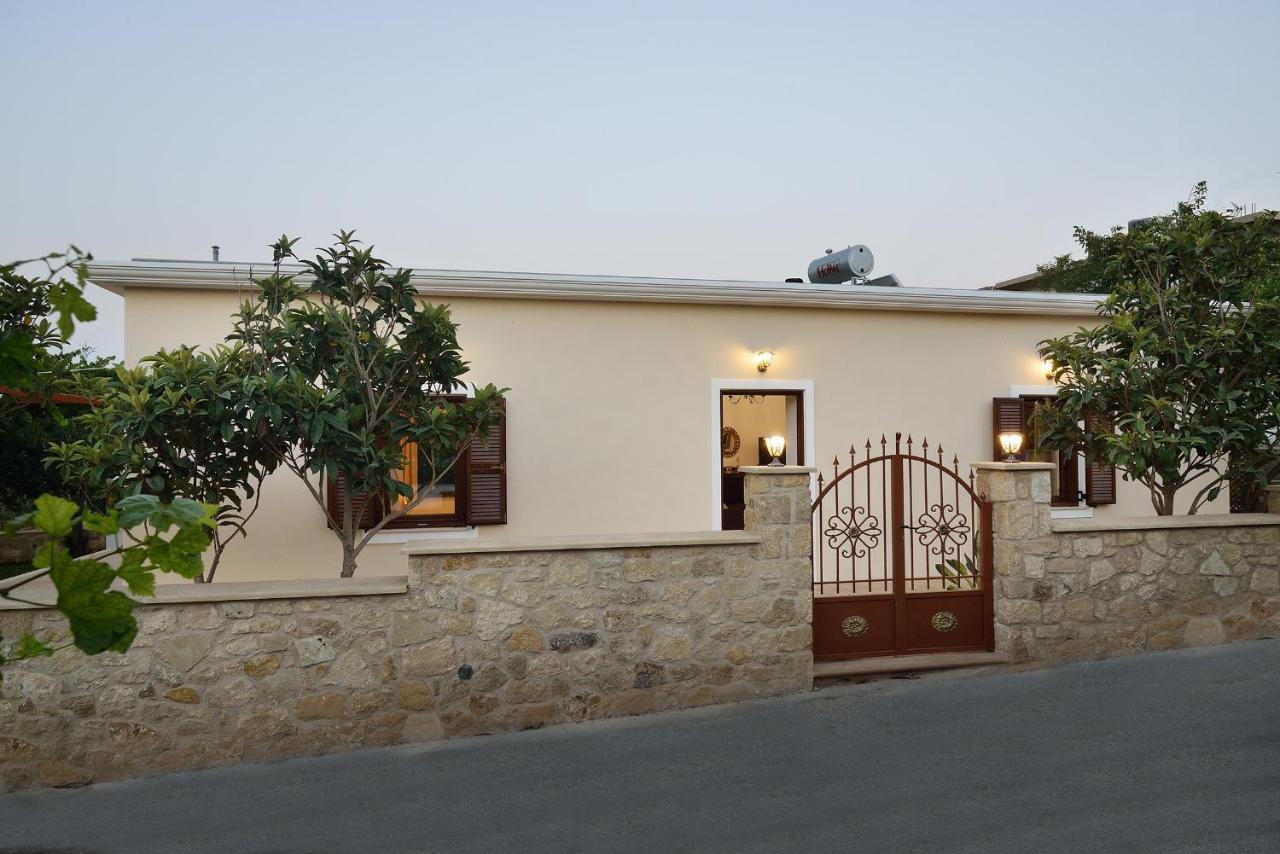 Anna 'S House - Garden Cottage In กิสเซมอส ภายนอก รูปภาพ